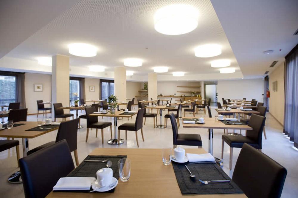 צ'רסקו Hotel Napoleon מראה חיצוני תמונה