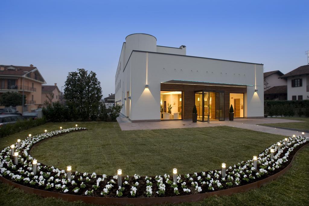 צ'רסקו Hotel Napoleon מראה חיצוני תמונה