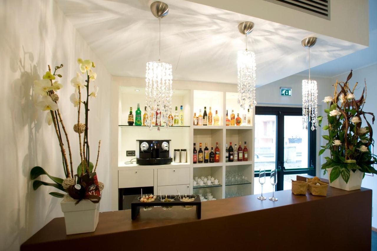 צ'רסקו Hotel Napoleon מראה חיצוני תמונה